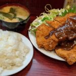 炉端レストラン ボア 神戸・湊川公園 デカ盛り店でとんかつ２枚定食