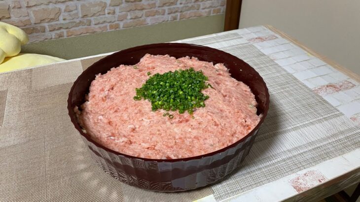 デカ盛りネギトロ丼食べる