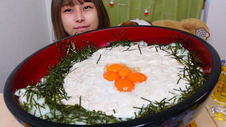 【大食い】マヨネーズ1本とツナ缶10缶使ったツナマヨ丼